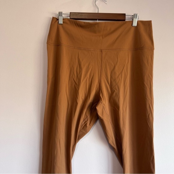 EUC EVERLANE Perform 24/7 Regular Length Brown Nylon Blend Leggings Size XXL - Picture 6 of 10